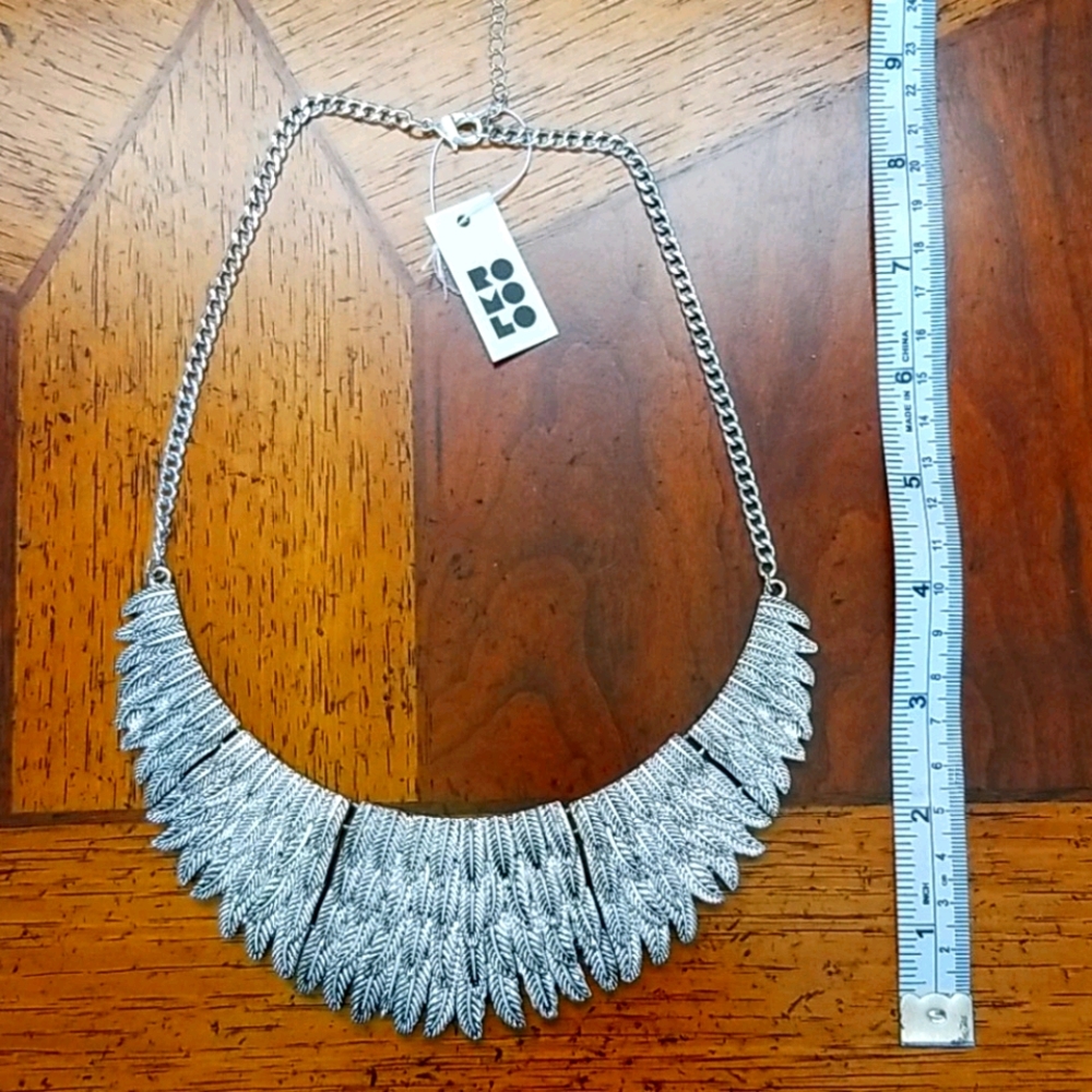 Necklace - Picture 4 of 4